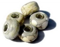 Single bead with sterling silver core